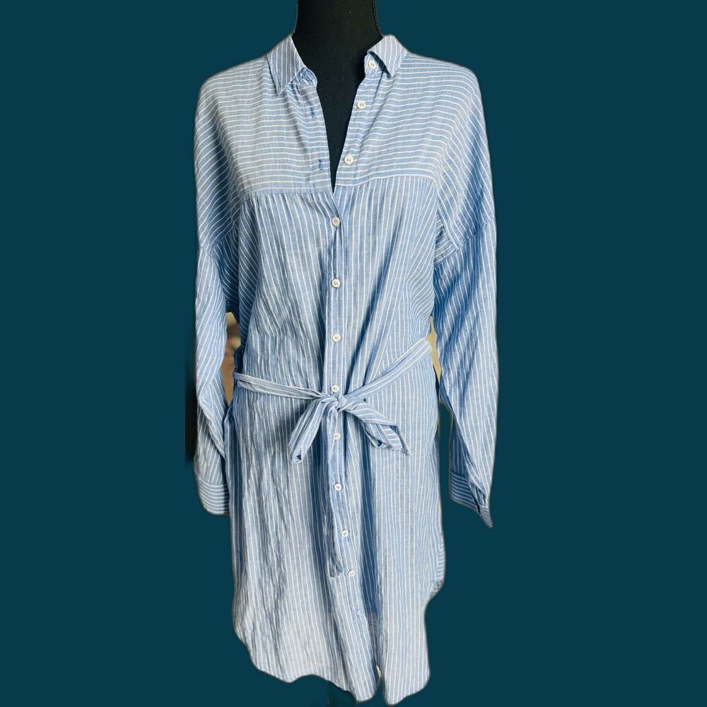 XiRENA Blue and White Striped Maxi Dress